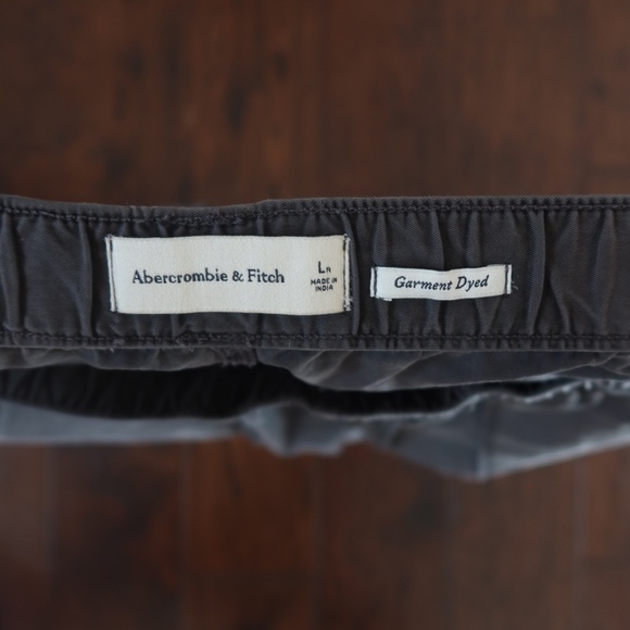 Abercrombie & Fitch Garment Dyed Black Cargo Pants  Size Large - Picture 3 of 3